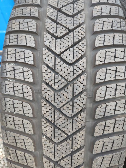 Vând anvelope second hand