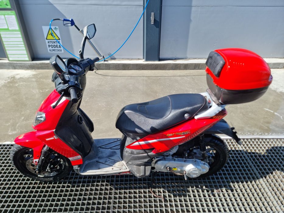 Vand scuter Derbi Variant Sport 2t