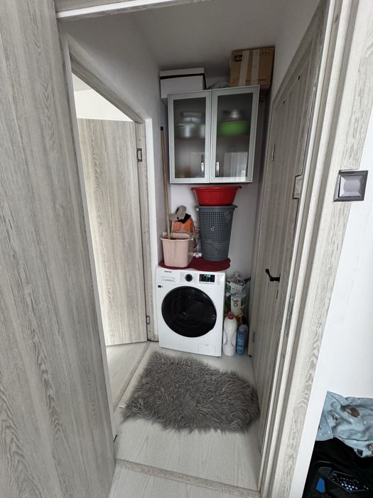 Vand apartament cu 3 camere mobilat