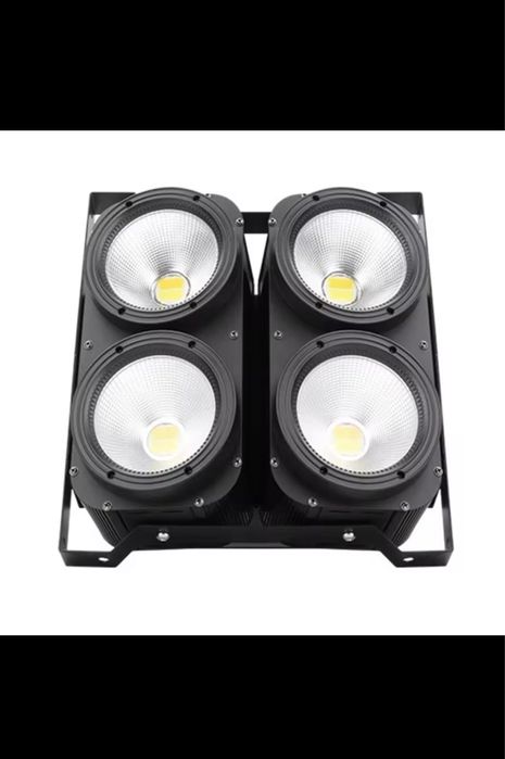 Blinder/Strobo/Flash/DMX/4x100W LED COB