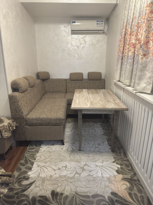 Ц1 , Gangada 4xona +balkon, 86kv yengi remont