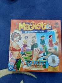 Jocuri educative (magnetic Hai sa imbracam papusa)