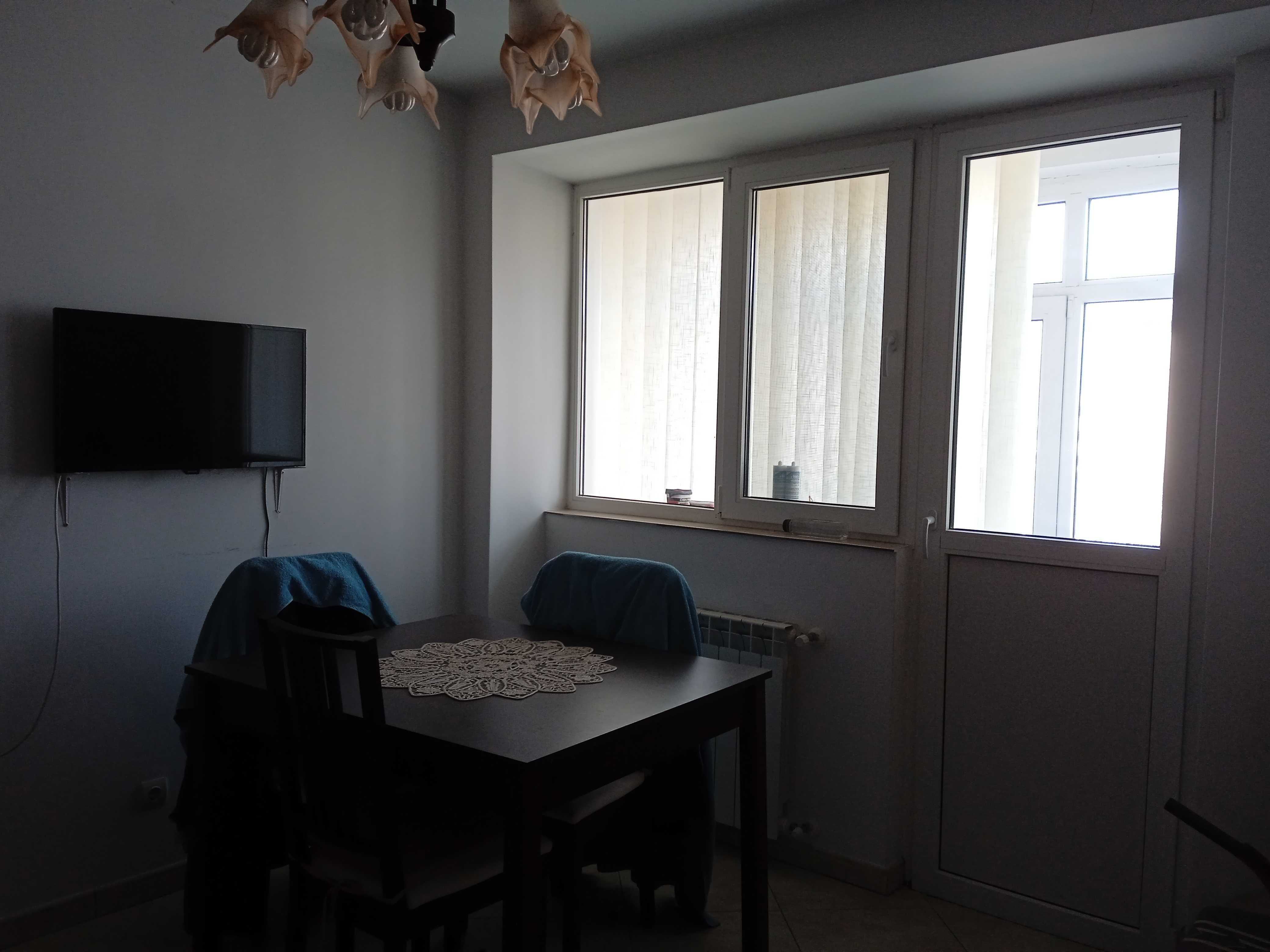 Vând apartament 2 camere tecuci