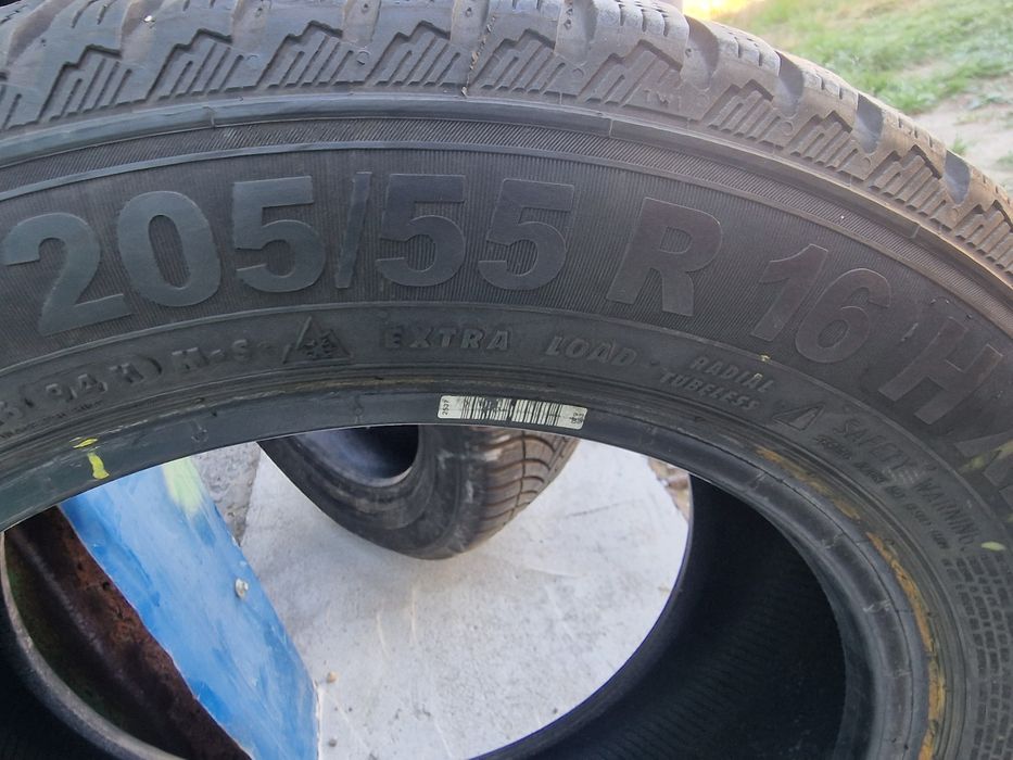 Anvelopă 205/55R16 marca Semperit, M +S ,DOT 2019