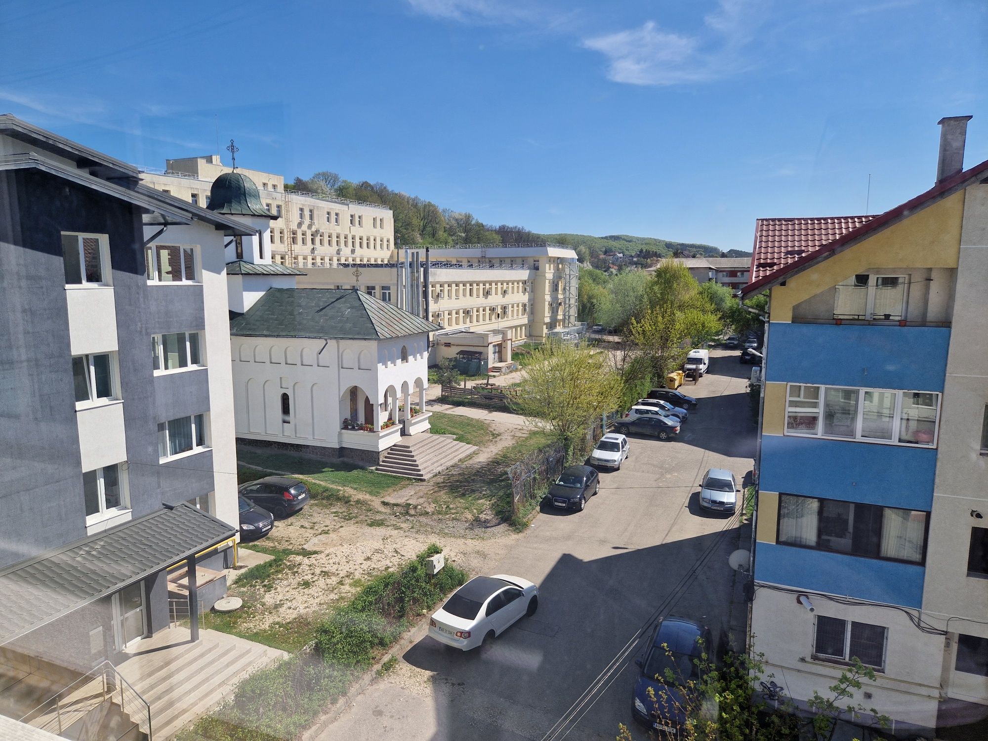 Vand apartament 4 camere ultracentral Curtea de Arges