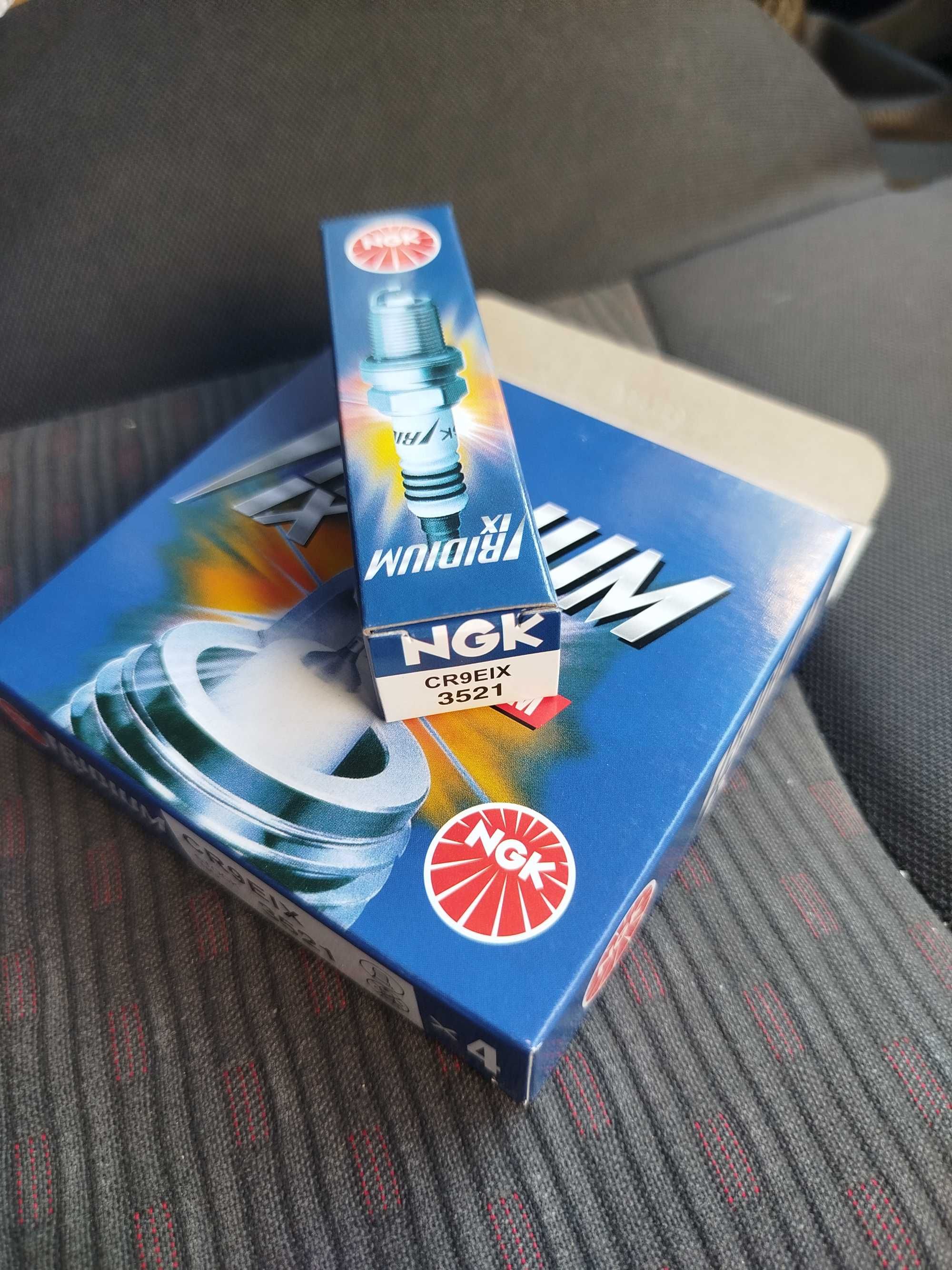 NGK Iridium CR9EIX 3521