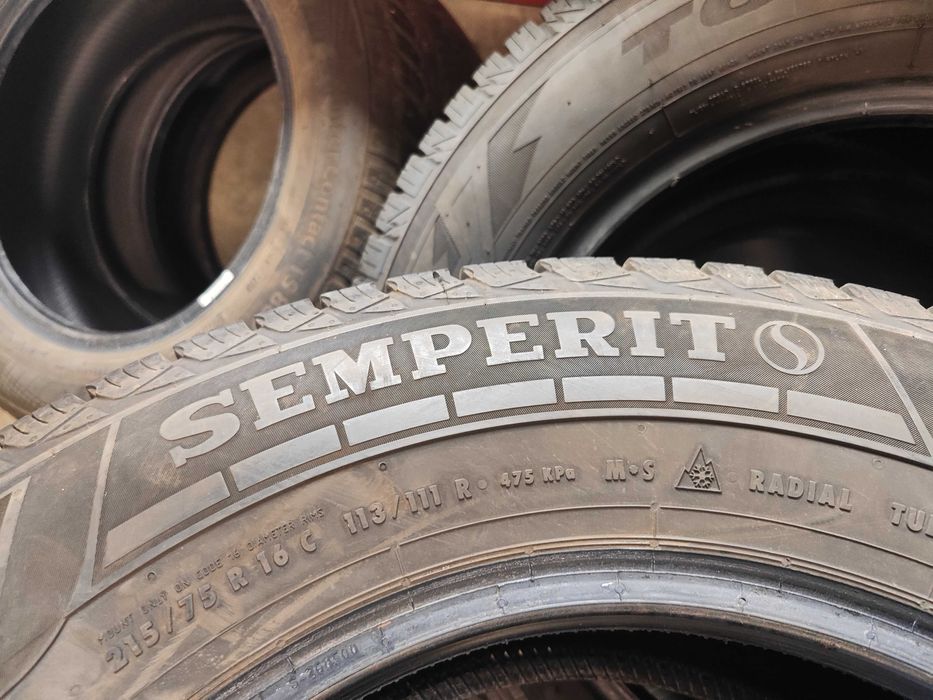 2бр.зимни гуми 215/75/16C Semperit
2бр.зимни гуми 215/75/16C Semperit