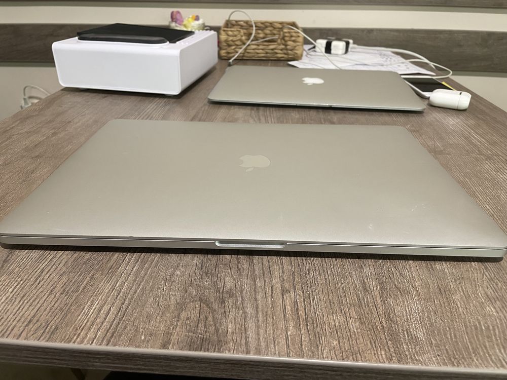 Apple MacBook Pro (16-inch 2019) 2.4 GHz i9 - 32GB RAM - 1TB SSD silve