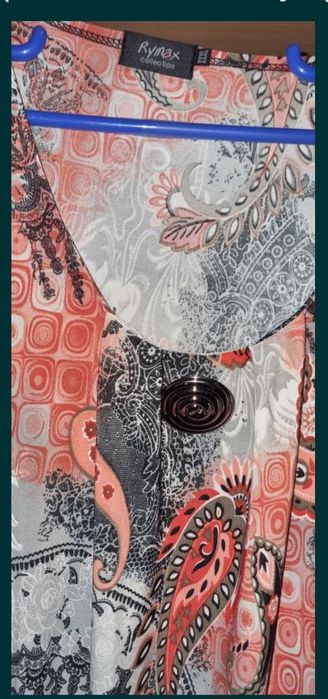 Vând cardigan cu eticheta