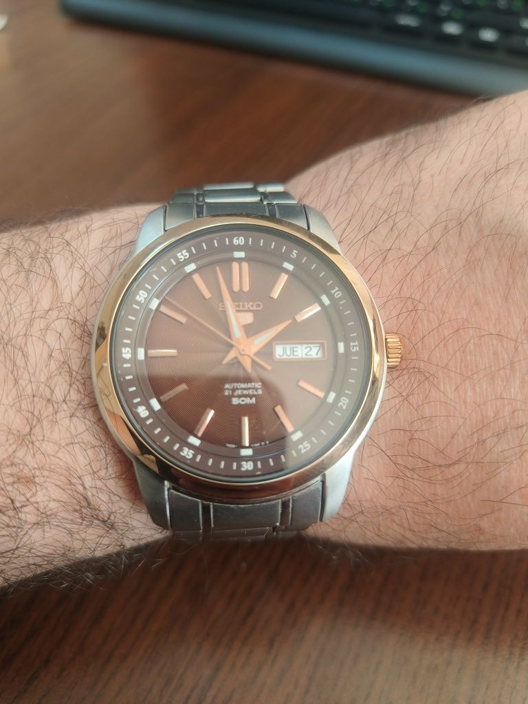 Часовник seiko 5