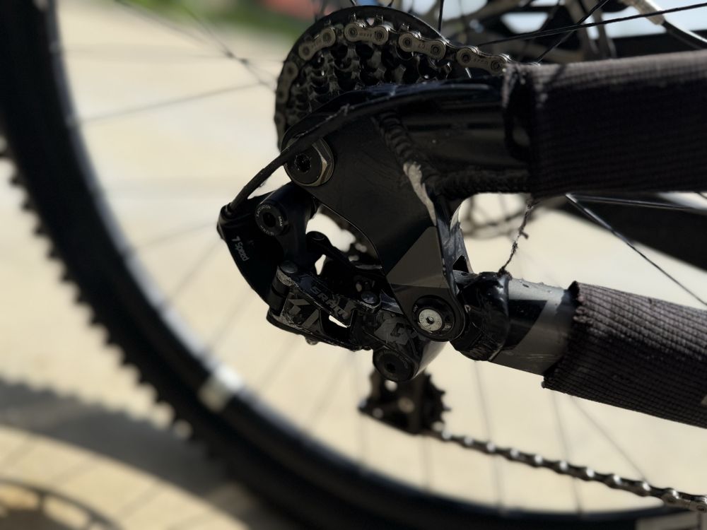 Downhill DH колело YT tues 2015 27,5