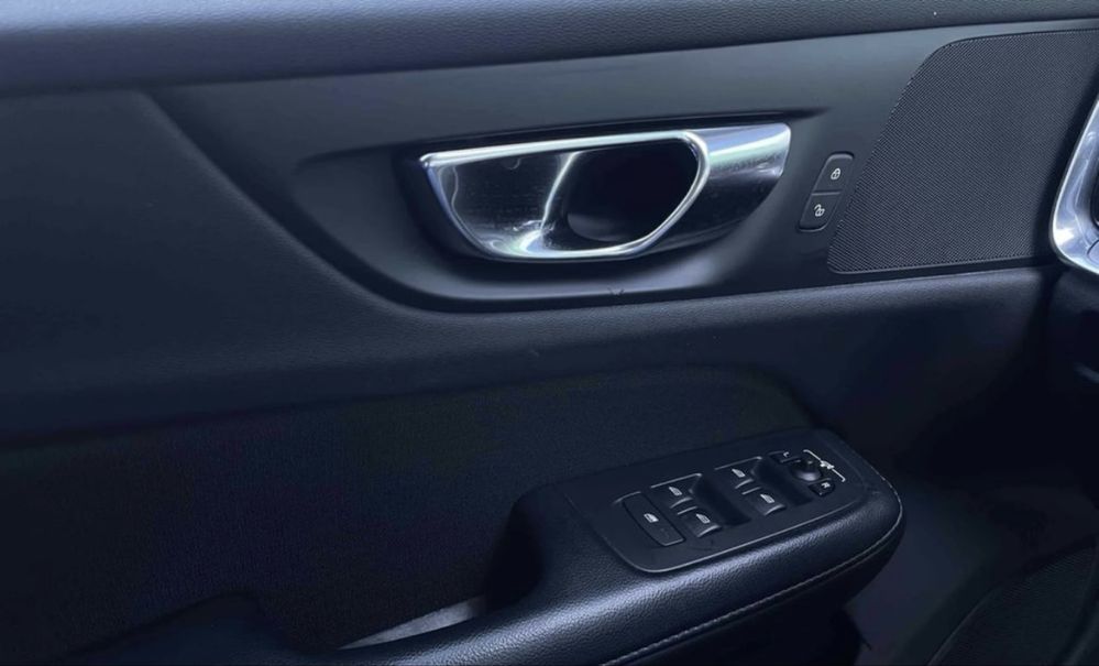 Volvo/Schimb v60 2020 momentum