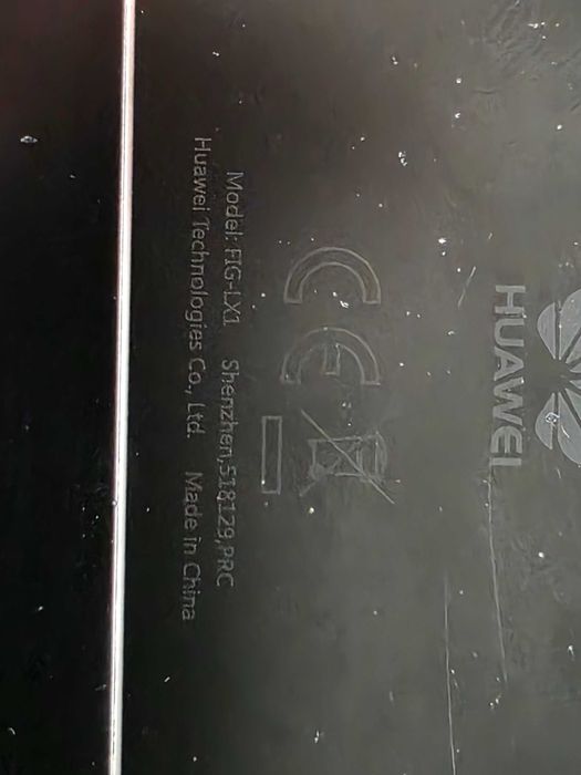 defect Huawei P Smart pentru piese, touch nefuncțional partea de jos