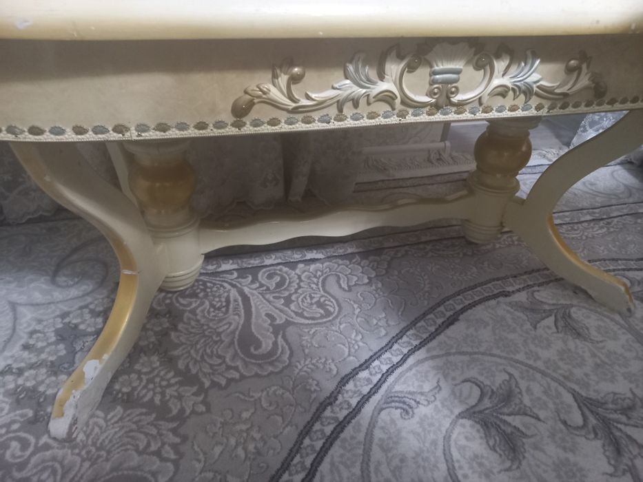 Журнальный столик состоянии средние чиланзар 8 квартал РОВД