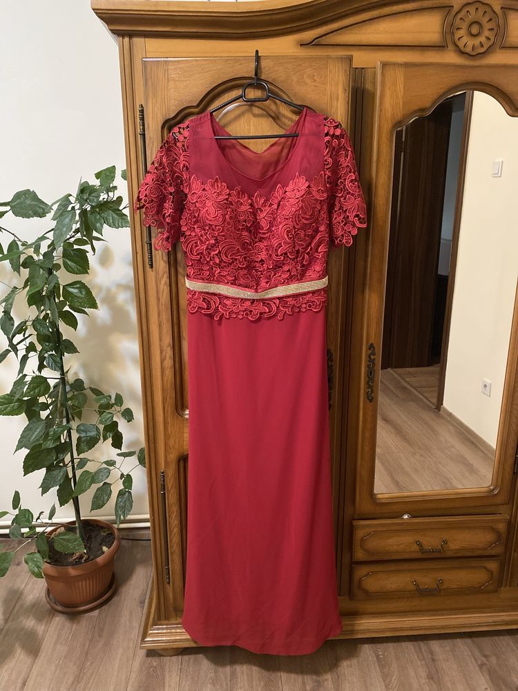 Rochie si sacou elegante de nunta
