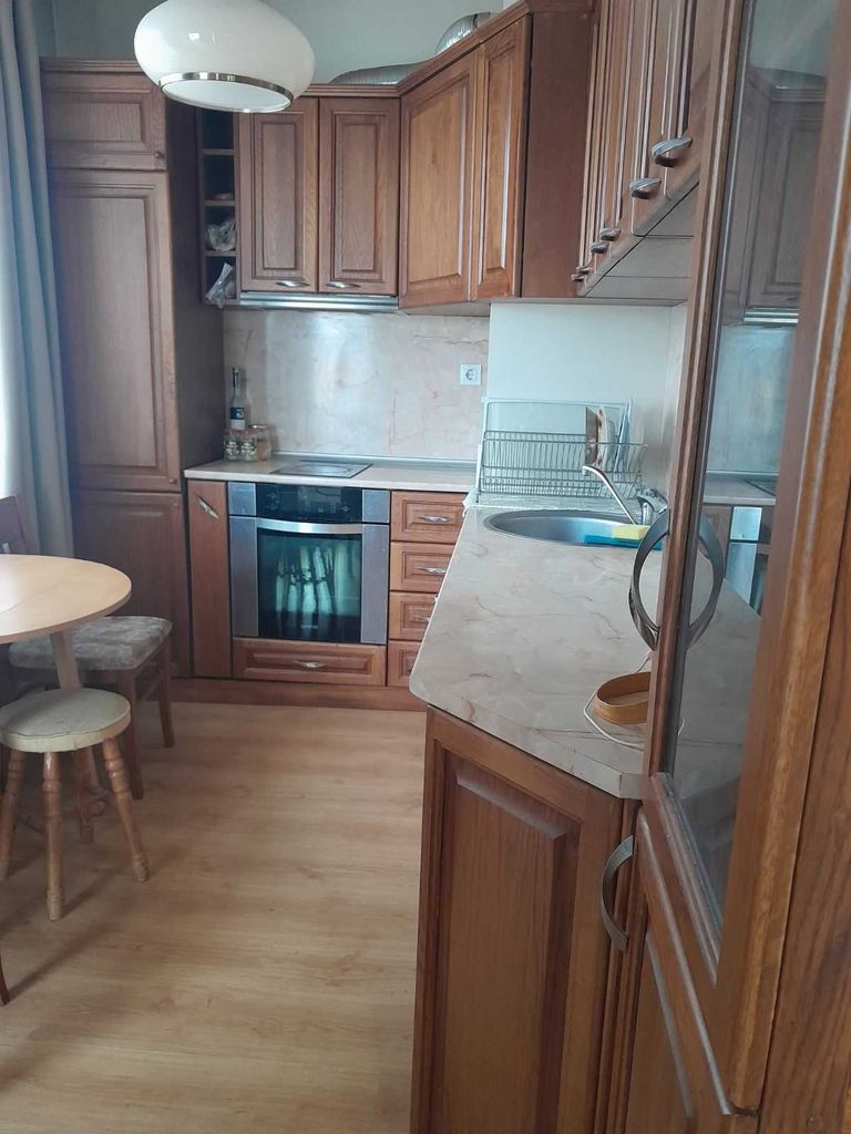 Дава се под наем Тристаен апартамент в София, Център - 98 кв.м за 750 € - Снимка #4