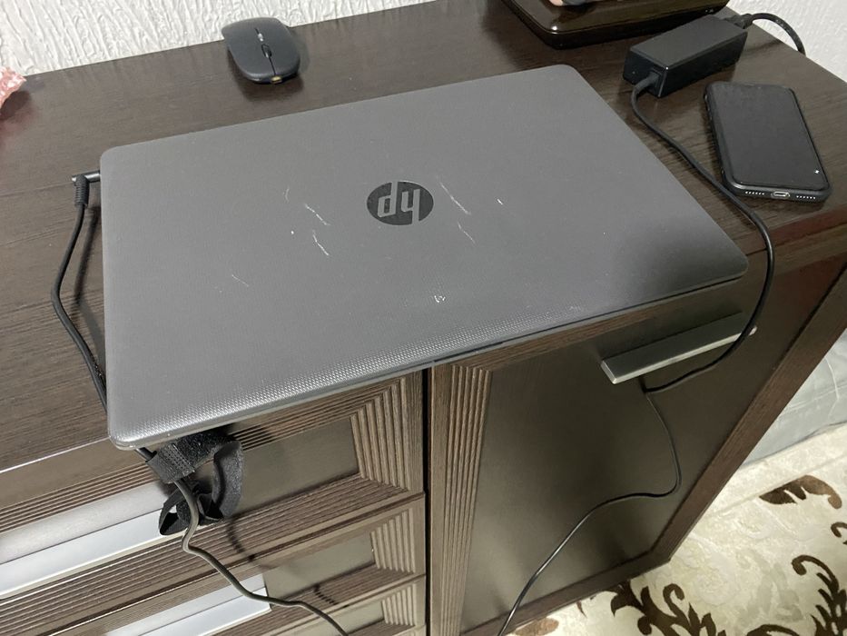 Ноутбук HP 250 G6
