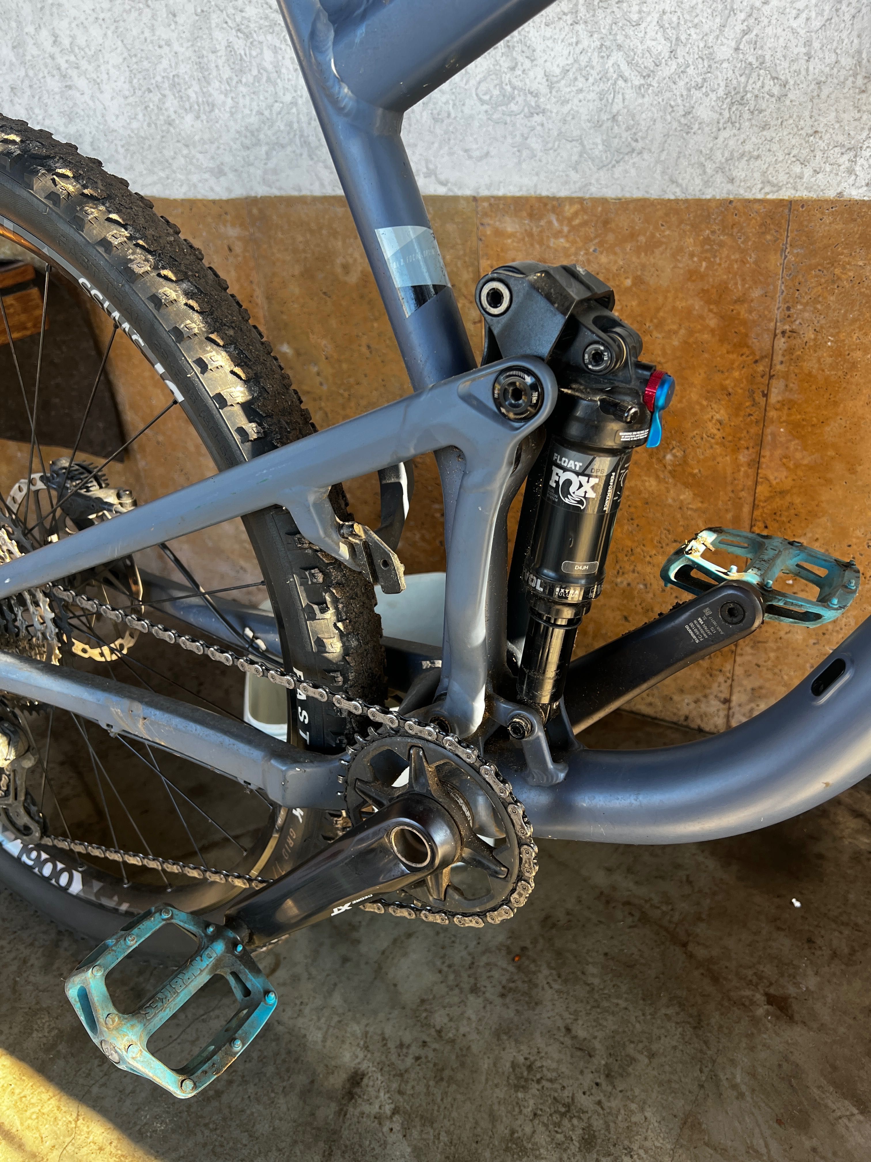 Focus Jam 29 full Fox L-size
