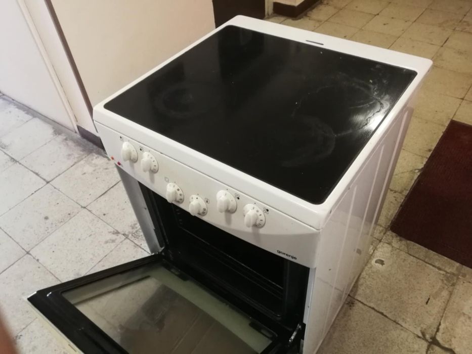 Готварска печка GORENJE (EC-7705W / EC-67120BW)