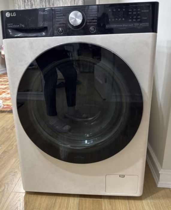 Продам рабочий стиральная машина LG