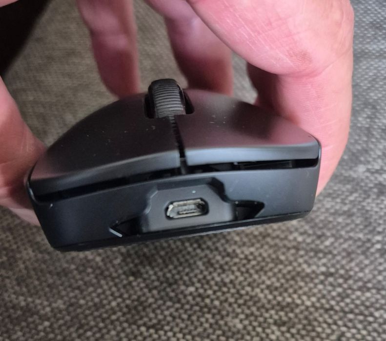 vand Mouse gaming wireless Logitech G PRO LightSpeed Hero 16K DPI,