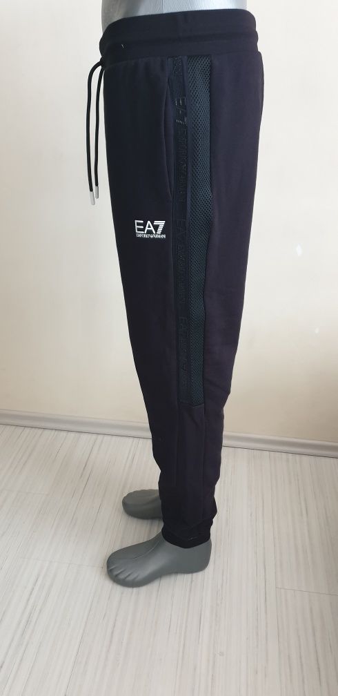 Emporio Armani EA7 Pant Mens Size M НОВО! ОРИГИНАЛ! Мъжко Долнище!