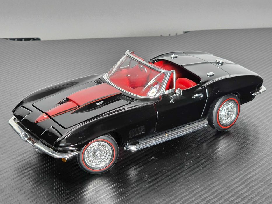 Macheta Auto 1/18 ERTL Chevrolet Corvette 1967