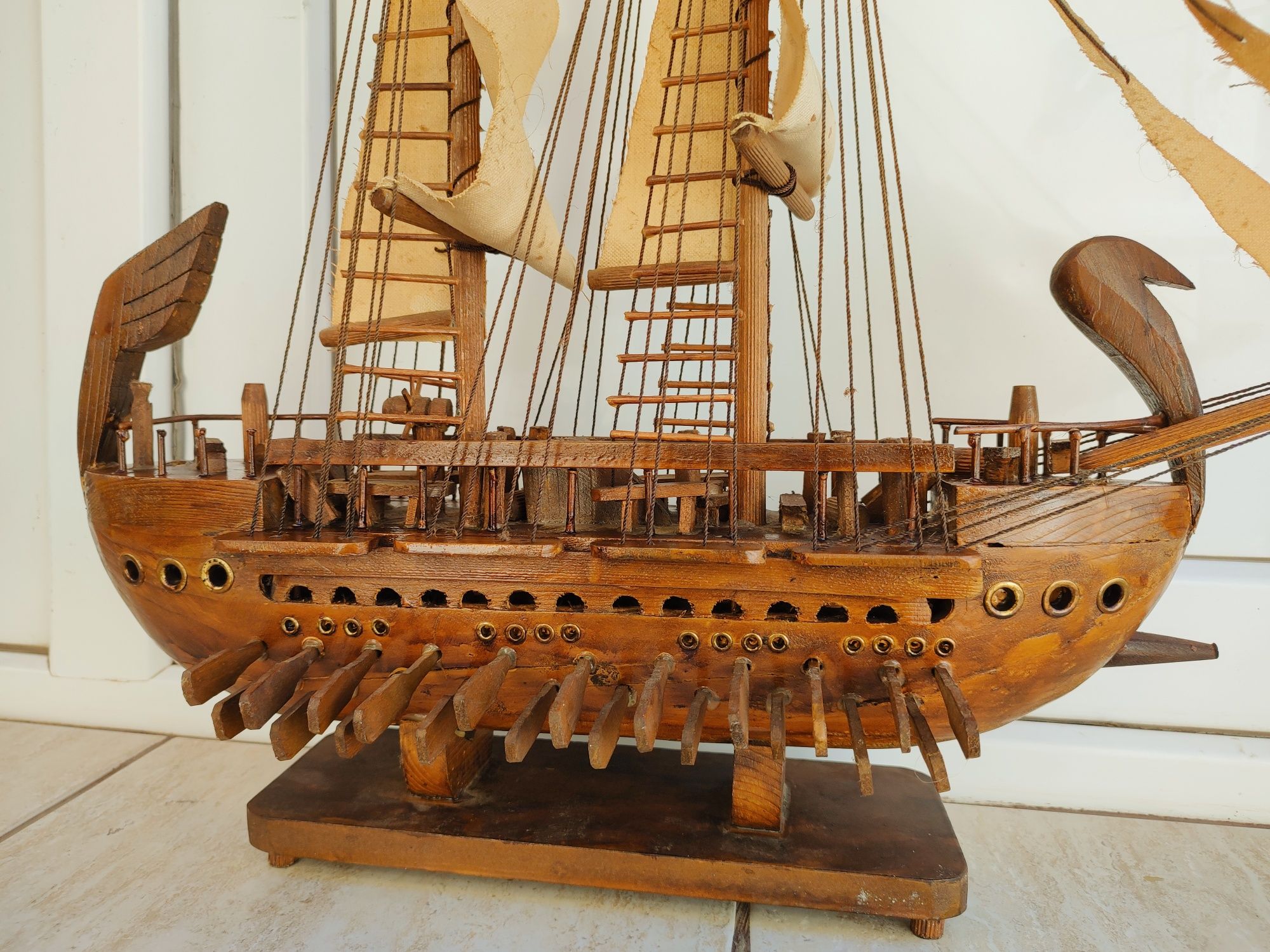 Macheta corabie cu panze lemn manufactura.64/60cm