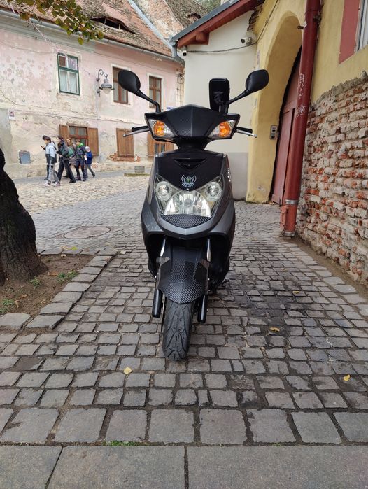Yamaha cyngus x 2012 impecabil