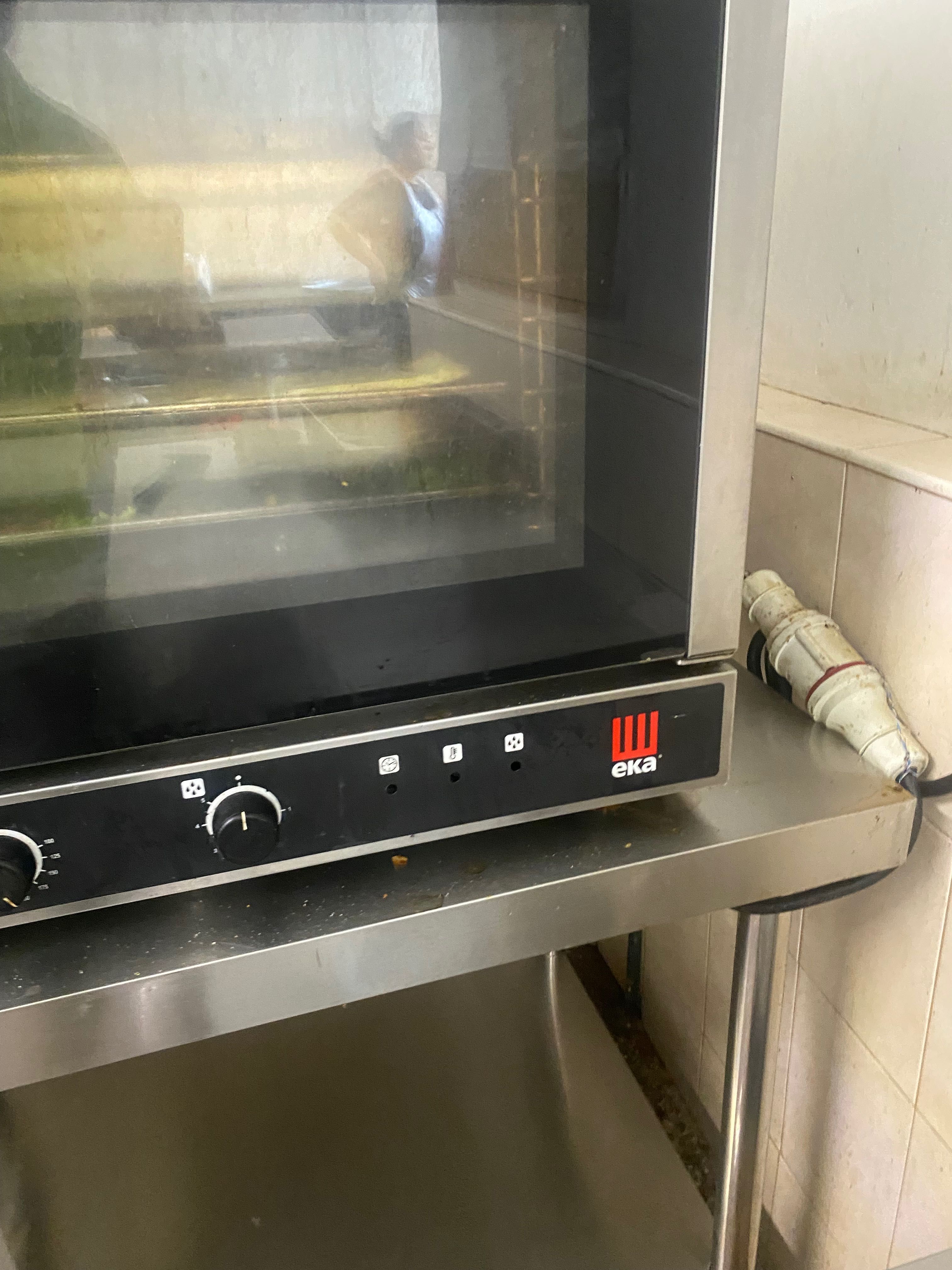 Професионален Конвектомат EKA EKFA 312 S1 – 3 тави, 1.8 kW