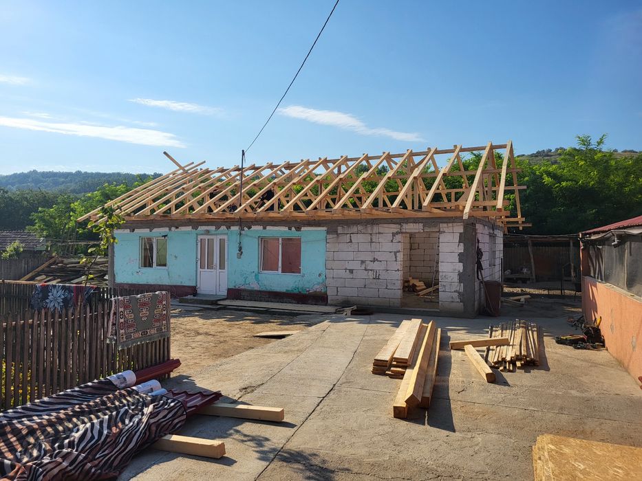 Acoperisuri si reparatii de urgenta Dulgherie ,mansardari astereala