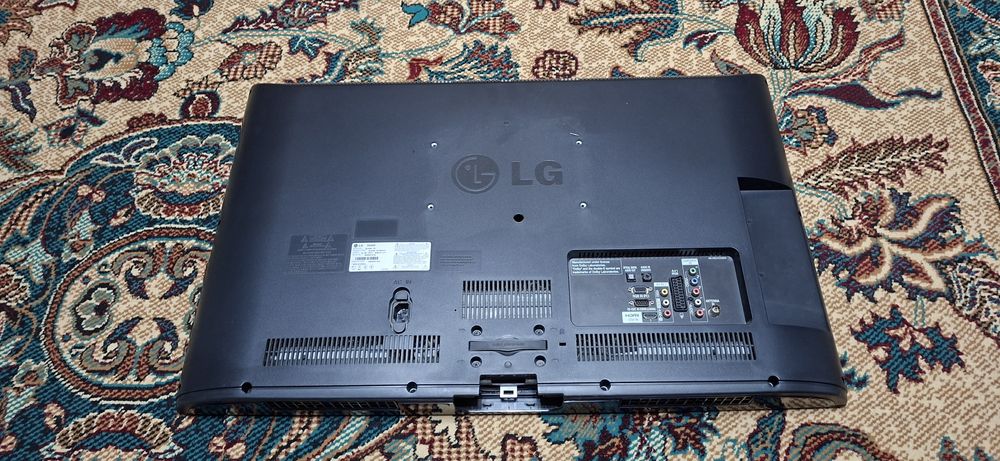 LG Televizor К330