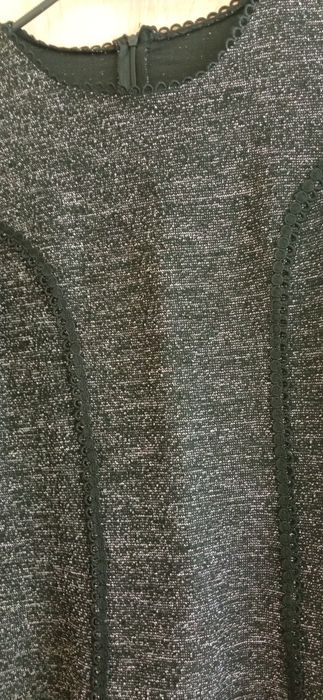 Елегантна рокля в сиво