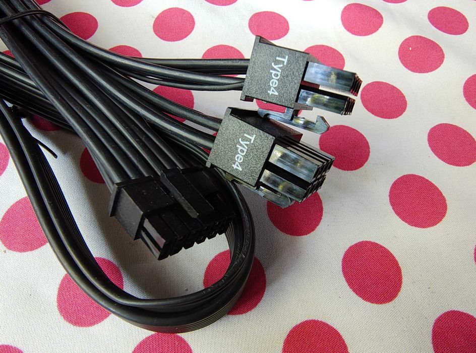 Cablu Corsair Type 4, 2 x 8-Pin PCIe - 1x 16-Pin PCIe 5.0 12VHPWR.