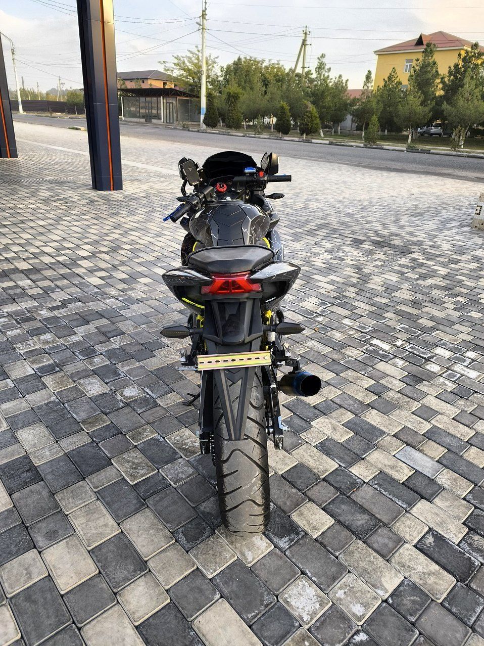 Sport Bike Nooma h6 i