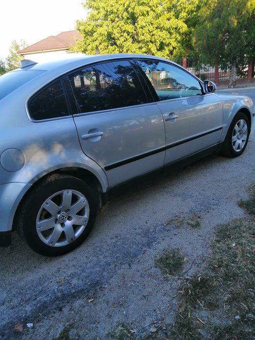 Vând Passat B5.5