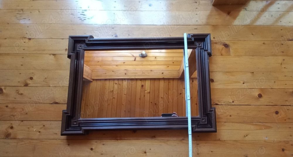 Oglindă de perete veche, cu ramă lemn 92/60 cm