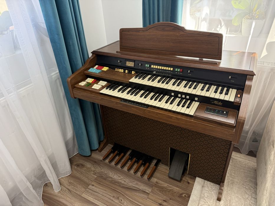 Pian Electric / Orgă Hammond