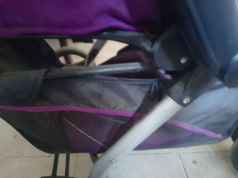 Продам коляску большой удобный