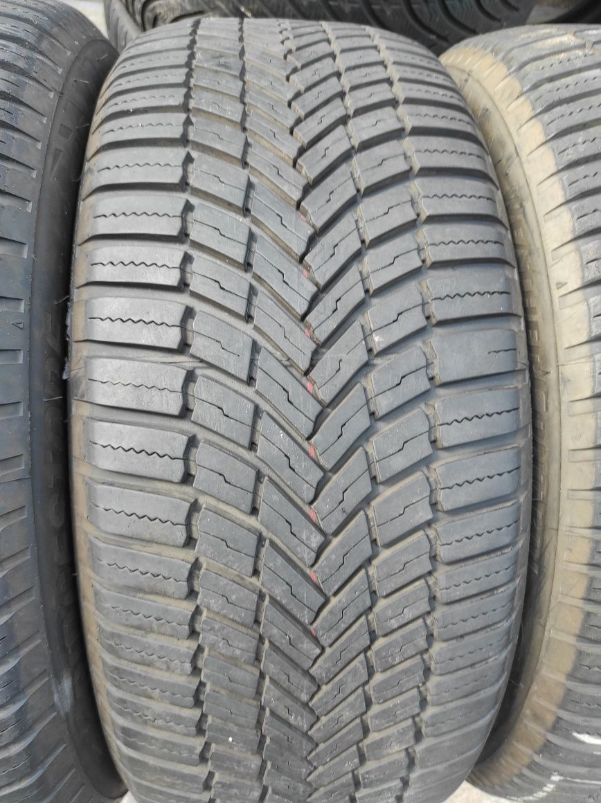 225/50/17 Bridgestone