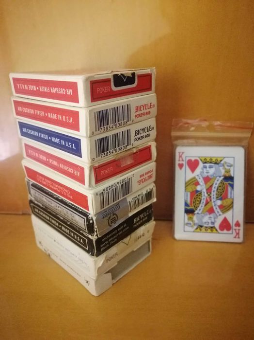 Cărți de joc Bicycle pachete  Gaff , marcate  și Bicycle normale