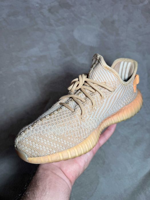 Yeezy 350 Clay – 42 2/3