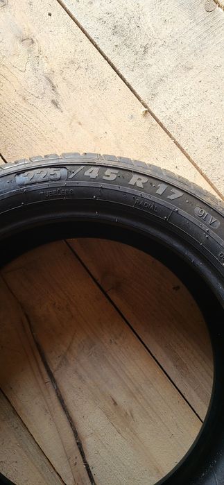 Cauciucuri de vară 225/45 R17