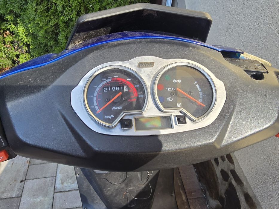 Scuter Ride  49cc în stare de funcționare cu acte