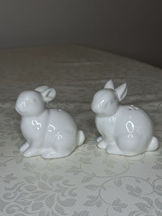 Керамическая  солонка+перечница в форме кроликов