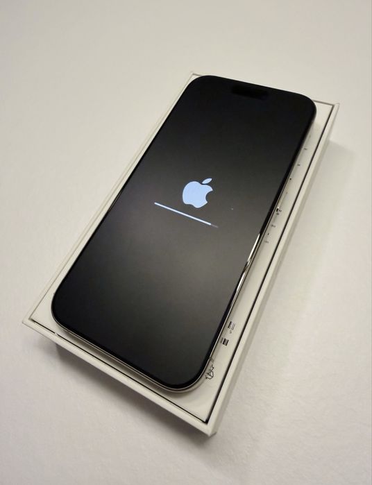 IPhone 16 Pro Max 256GB -Garantie -95%Baterie- Cutie