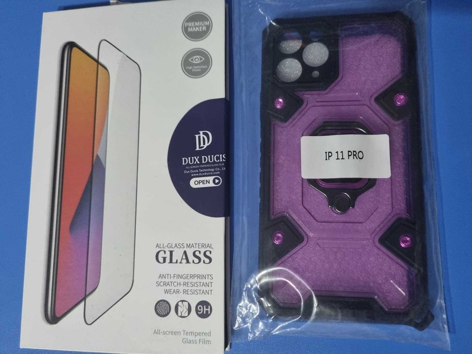 Folie sticla si husa Iphone 11 PRO noi sunt nefolosite