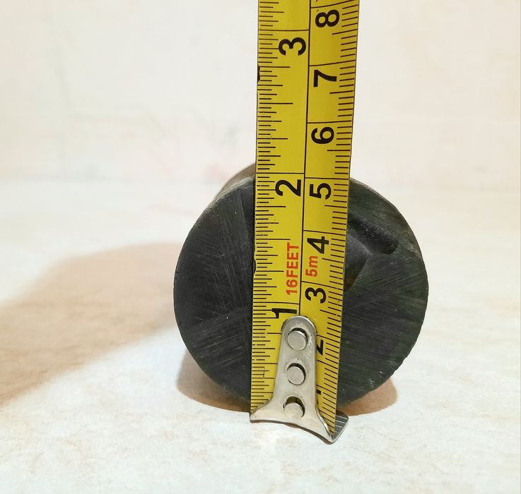 Эбонит  6,5х5 см