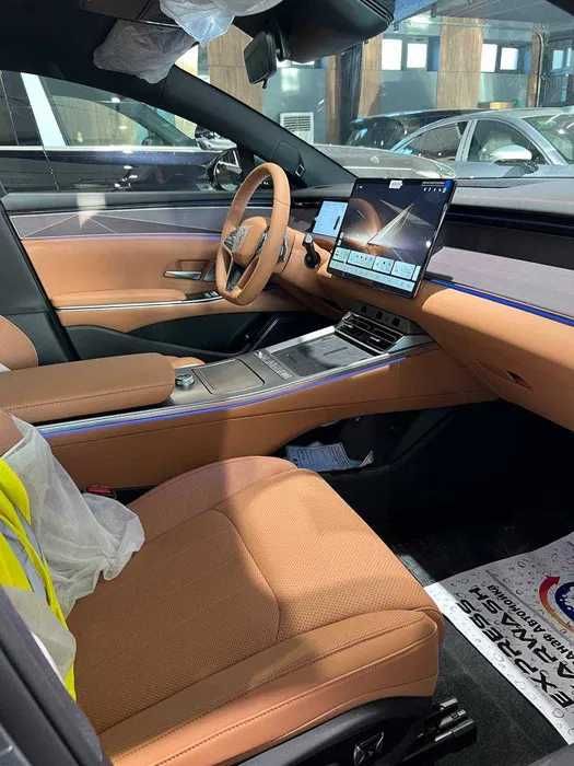 Byd Han L hybrid