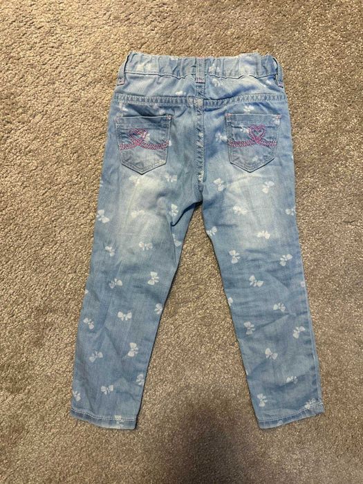 Детски дънки за момиче